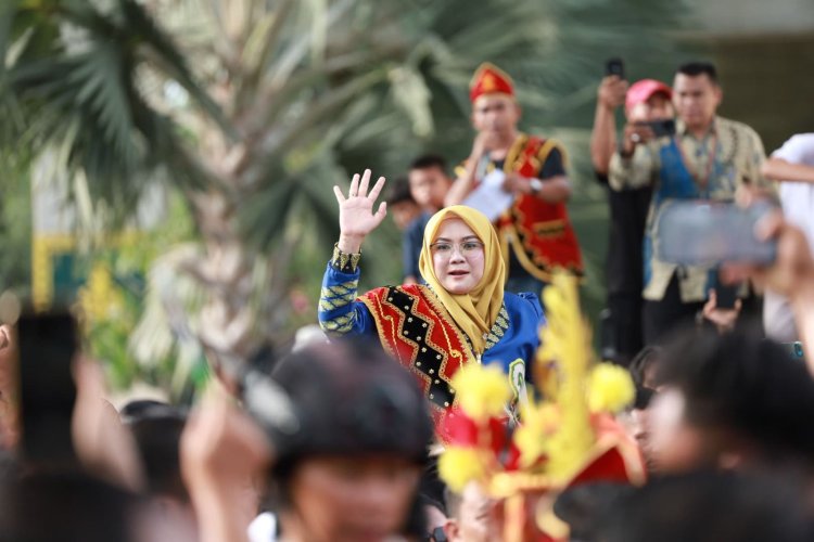 Pesta Rakyat Siak Meriahkan Pelantikan Bupati dan Wakil Bupati Siak